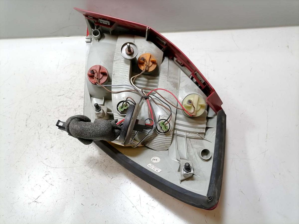 Skoda Fabia 2 5J original R&uuml;cklicht R&uuml;ckleuchte Schlussleuchte links Bj.2009